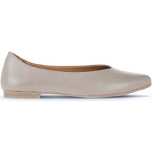 Bueno Shoes Bueno Shoes Gri Deri Kadın Az Topuklu Ayakkabı 01Wr3110 01Wr3110