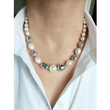 Devi Gümüş Rengi Ezme Model Incili Kolye