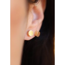 Yenigün Kuyumculuk 14 Ayar Sarı Altın Yuvarlak Plak Model Kadın Küpe