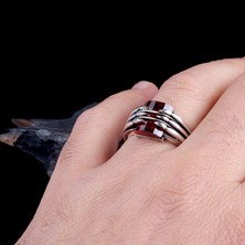 Takı925 Kırmızı Renk Zirkon Taşlı Zincir Model Gümüş Yüzük