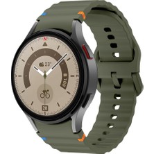 Sneezy Samsung Galaxy Watch 5 Pro 45MM Ile Uyumlu Metal Tokalı Dalgalı Spor Silikon Kordon