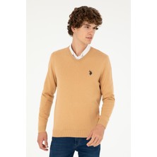 U.S. Polo Assn. Erkek Slim Fit V Yaka Camel Melanj Basic Kazak 50293512-VR122