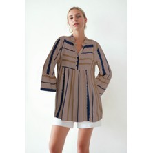 Vitrin Zikzak Desen Düğmeli Bluz