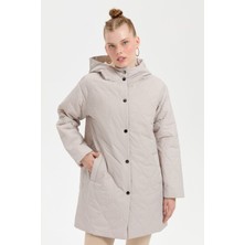 Kadın Kapüşonlu Soğan Desenli Araboy Kapitone Kaban Taş