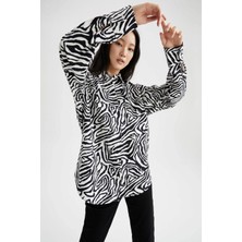 DeFacto Oversize Fit Zebra Desenli Uzun Kollu Poplin %100 Pamuk Gömlek W7702AZ22SM
