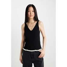 DeFacto Fitted V Yaka Basic Düz Triko Atlet D3000AX24SM