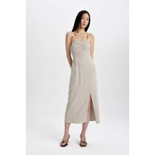 DeFacto Yırtmaçlı Fit Kare Yaka Yırtmaçlı Keten Askılı Elbise C6130AX24SM