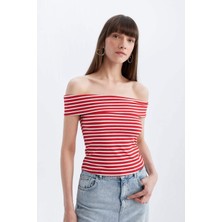 DeFacto Fitted Omzu Açık Kısa Kollu Tişört D4143AX24SM