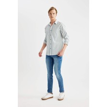 DeFacto Carlo Skinny Fit Ekstra Dar Kalıp Normal Bel Ekstra Dar Paça Jean Pantolon B4672AX24SP