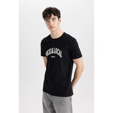 DeFacto Slim Fit Dar Kesim Bisiklet Yaka Baskılı Kısa Kollu Tişört B8476AX24SM