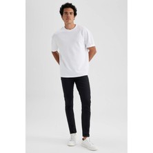 DeFacto Carlo Skinny Fit Ekstra Dar Kalıp Normal Bel Ekstra Dar Paça Jean Pantolon R8763AZ23SP