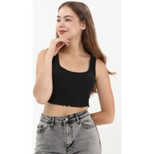 Sezer Aktaş Siyah Askılı Crop Top Bluz