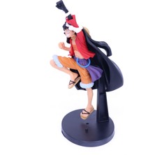 Otantik One Piece Luffy Punching Haki Pose Anime Figür