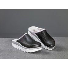 Dr. Mitra Traktör Taban Delikli Kadın Sabo Terlik Siyah