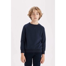 DeFacto Erkek Çocuk Lacivert Bisiklet Yaka Pamuklu Basic Düz Okul Sweatshirt A4246A824AU