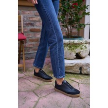 Madamra Siyah Kadın Logo Detaylı Spor Ayakkabı