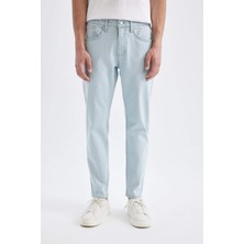 DeFacto Slim Tapered Fit Dar Kalıp Normal Bel Daralan Paça Jean Pantolon