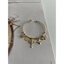 Laris Accessories Taşlı Melek Charmlı Gold Ithal Seri Bileklik