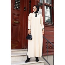 Kadın Tesettür Giyim Gömlek Yaka Eteği Yırtmaçlı ve Önü Düğmeli Elbise ile Pantalon Ikili Takım