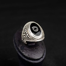 Giby Jewel Siyah Oval Mineli Ortası Halka Taşlı 925 Ayar Gümüş Erkek Yüzük
