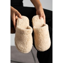 Modafrato Tüylü Kapalı Kadın Ev Terliği Kışlık Terlik Sessiz Taban