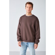 Grimelange Stephan Erkek Yumuşacık Kumaşlı Oversize Fit Yuvarlak Yakalı Kahverengi Sweatshirt