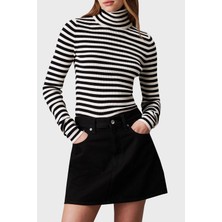 Calvin Klein Pamuklu Yumuşak Dokulu Slim Fit Kazak J20J224225YBI