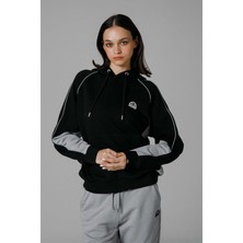 Ellesse Kapüşonlu Kadın Sweat Siyah Uzun Kol Düz Desenli EF196-BK Ekstra Konforlu