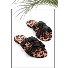 Bambi Siyah Leopar Taşlı   Kadın Terlik K04192176087