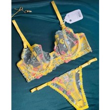 Sones Kozmetik Sones Kozmetik Sones Kozmetik Aysemin Lingerie Sarı Çiçekli Balenli Bralet Takım