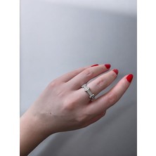 Asteria Jewelry Gümüş Renk Baguet Serenay Yüzük