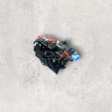 3D1837015AB Kapı Kilit Mekanizması Ön SOL - Caddy-Golf 5-Jetta-Octavıa-Touran-Phaeton-Toledo-Alt