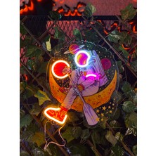 Neonite 'Astronot Kayıkçı' Işıklı Ve Uv Baskılı Neon Led Dekoratif Duvar Tabelası (39x45cm)