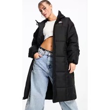 Nike Kadın Kapüşonlu Bol Kesim Sportswear Classic Puffer Parkası Siyah Renk Uzun Kesim