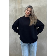 Siyah Bisiklet Yaka Basic Sweatshirt