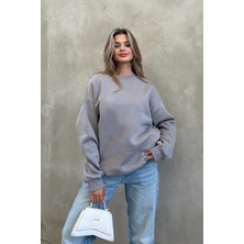 Taş Bisiklet Yaka Basic Sweatshirt