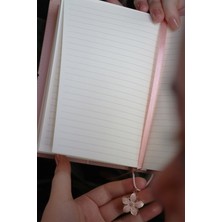 Victoria's Journals Geçmeli Lastikli Defter 13X18 cm 80 Gr. 192 Sayfa