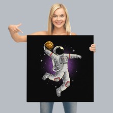 Ay'da Basketbol Oynayan Astronot Kanvas TABLO-5068