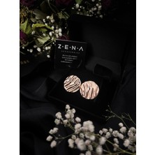 by zena aksesuar Zena Accessories Ricca Çizgi Desenli Rose Küpe