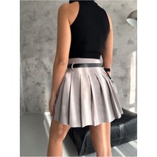 Be Chic Kadın Dikyaka Kolsuz Metal Aksesuarlı Kaşkorse Crop Bluz SRA3000-1