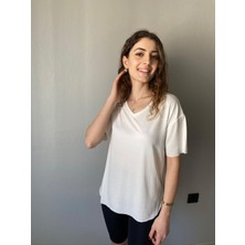 Nice Boutique V Yaka Modal Kumaş Kadın Basic Tshirt