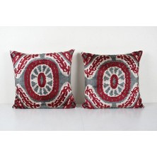 Etnik Bulvar Kırmızı Renkli Geometric Desenli Kadife Ikat Yastık Kılıfı (Içliksizdir)