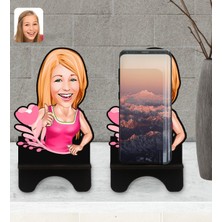 BK Kişiye Özel Kadın Karikatürlü Ahşap Biblo Telefon Standı-49