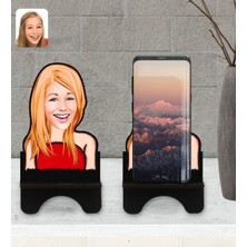 BK Kişiye Özel Kadın Karikatürlü Ahşap Biblo Telefon Standı-33