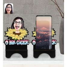 BK Kişiye Özel Kadınlar Günü Karikatürlü Ahşap Biblo Telefon Standı-1