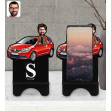 BK Kişiye Özel Plakalı Erkek Renault Sandero Karikatürlü Ahşap Biblo Telefon Standı-1