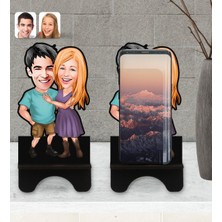 BK Kişiye Özel Sevgililer Karikatürlü Ahşap Biblo Telefon Standı-80