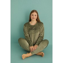 Mihra 13212-4 Kadın Büyük Beden Kışlık Kadife Pijama Takımı