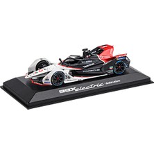 Porsche 99X Electric André Lotterer 1:43 Model Araba