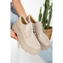 Shemard Western Bağcık Detaylı Bej Rugan Kadın Şık Günlük Ayakkabı